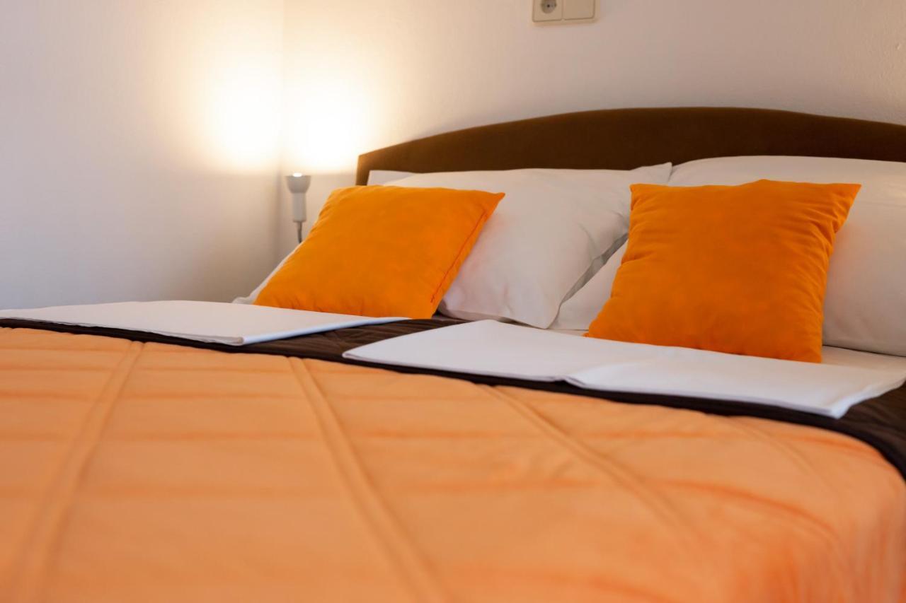 Rooms Marijana Obrovac Slunj Exteriör bild